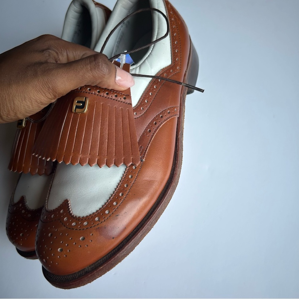 FootJoy Classic vintage Golf Shoes - Picture 5 of 6